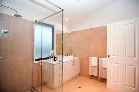 Lake House 61 Mulwala - Accommodation Brisbane 5