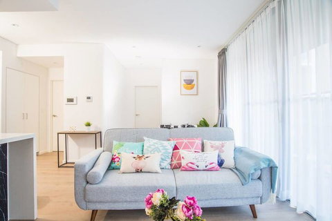 Warm Soul Apartment In The Heart Of Eastwood - Accommodation Brisbane 5