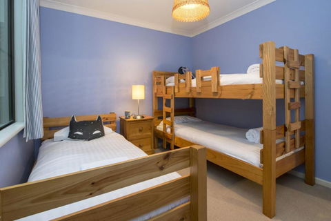 Tranquil Waters - Accommodation Brisbane 3
