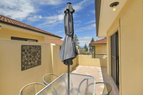 Seychells Toowoon Bay - Accommodation Brisbane 2