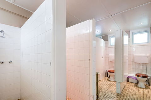 Avalon House - Accommodation Brisbane 3