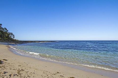 Clissold By Collers MOLLYMOOK - Accommodation Brisbane 5
