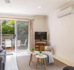 Lovely Modern Villa Amidst Peaceful Surroundings - Accommodation Brisbane