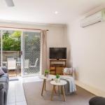 Lovely Modern Villa Amidst Peaceful Surroundings - Accommodation Brisbane 0