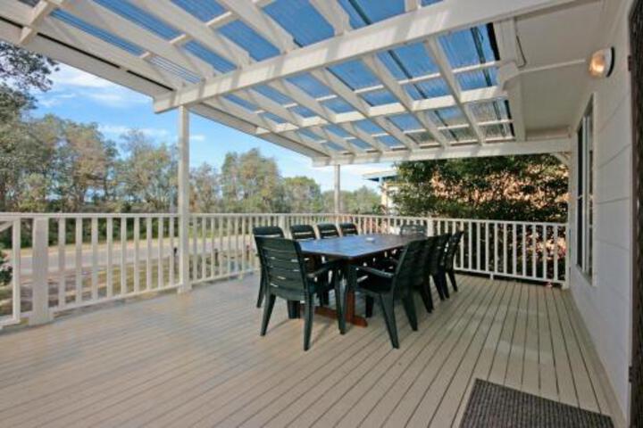 Narrawallee NSW Accommodation Brisbane