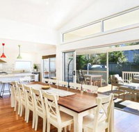 Calming Waters Pet Friendly 3 Min Walk to Beach