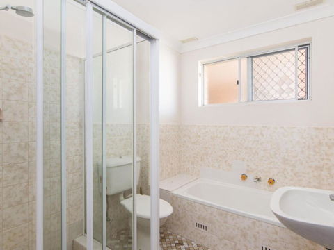 Albert Court 8 - Accommodation Brisbane 1