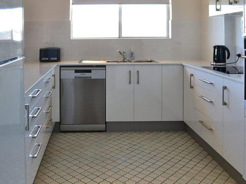 Albert Court 8 - Accommodation Brisbane 3