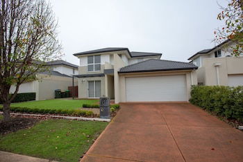 Derrimut VIC Accommodation Brisbane