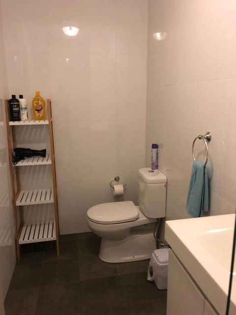 Modern Apartment In Liverpool CBD - Accommodation Brisbane 4