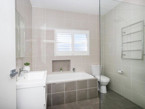Mitchell Parade 78 - Accommodation Brisbane 2