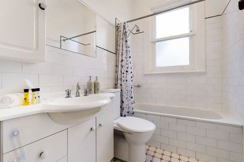Drummoyne 3 Bedroom Home (62ALE) - Accommodation Brisbane 2