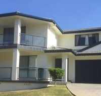 Orana Beach holiday home at Boat habour - Accommodation Brisbane