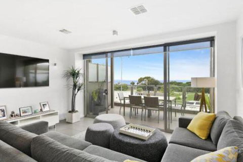 WATERFRONT TWO Position Perfect NEW LISTING 2019 - Accommodation Brisbane 0