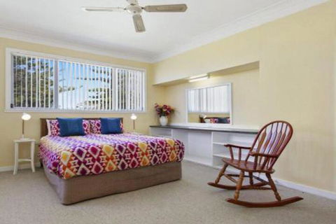 Amazing Aspects Perched Above Tilbury Cove - Accommodation Brisbane 4