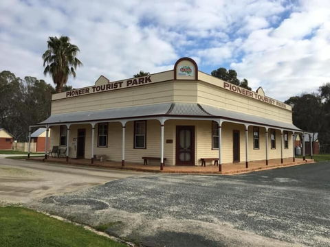 Deniliquin Pioneer Tourist Park - Accommodation Brisbane 1