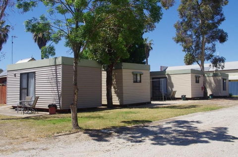Deniliquin Pioneer Tourist Park - Accommodation Brisbane 2