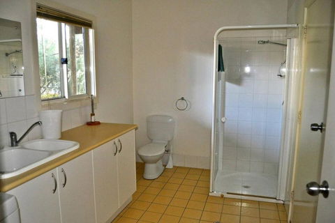 Sheoak Holiday Home - Accommodation Brisbane 2