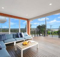 Casa Sorella beachfront family home with pool - Accommodation Brisbane
