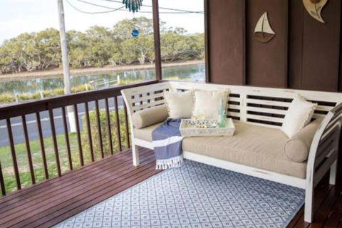 Kookas Nest Waterfront Home Tranquil Setting - Accommodation Brisbane 0