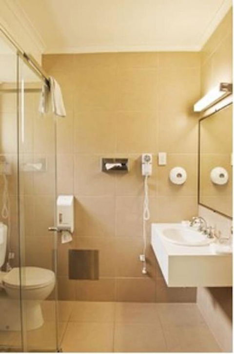 Classic Twin Bed Room 1 In Oakleigh - Accommodation Brisbane 4