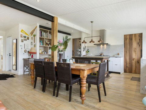 LANIKAI MOUNT MARTHA - Accommodation Brisbane 3