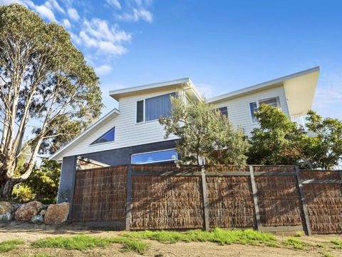 LANIKAI MOUNT MARTHA - Accommodation Brisbane 2