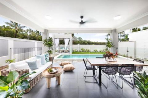 WINDFALL In PALM COVE - Accommodation Brisbane 5