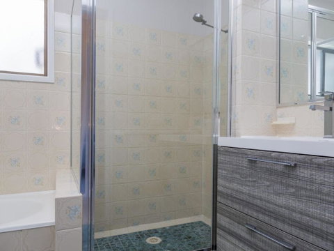 235 Mitchell Parade Mollymook - Accommodation Brisbane 5
