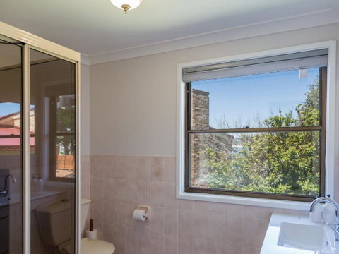 235 Mitchell Parade Mollymook - Accommodation Brisbane 3