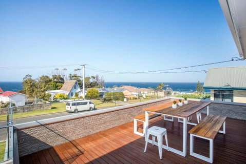 Coastal Horizons - Accommodation Brisbane 4