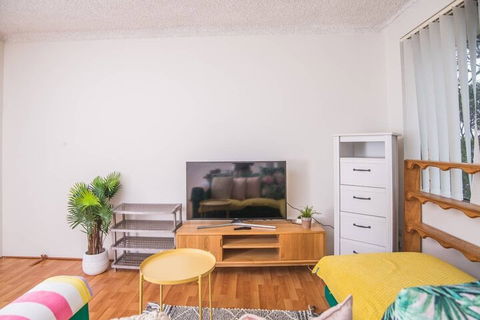 Simple Comfort! 2bed1bath Unit In Meadowbank - Accommodation Brisbane 7