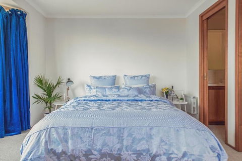Vintage Cuddle Guest House - Accommodation Brisbane 2