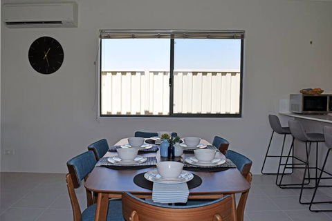 The Kingsley's Place Piara Waters - Accommodation Brisbane 3