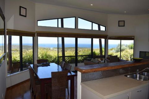 Redgate Beach Escape - Accommodation Brisbane 3
