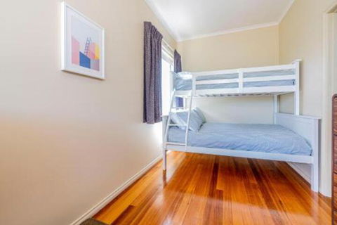 VIEWS FOREVER INVERLOCH - Accommodation Brisbane 6