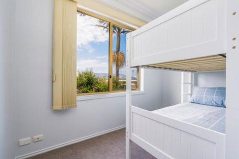 VIEWS FOREVER INVERLOCH - Accommodation Brisbane 3