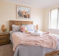 42 Rosemary Lane  Central Orange Spacious Family Home Quiet Lane - Accommodation Brisbane