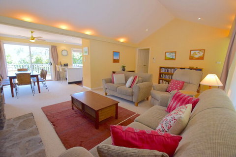 Rocky Mountain Cottage - Accommodation Brisbane 2