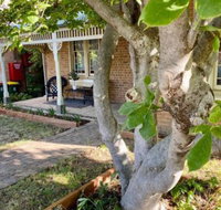 SUMMER HOUSE CENTRAL LOCATION Near PARK - Accommodation Brisbane