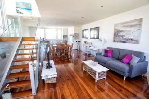 BELLA CASA - Accommodation Brisbane 0
