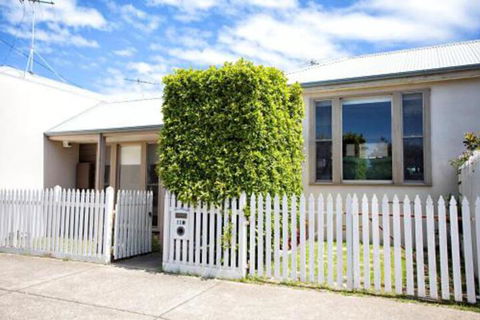 BELLA CASA - Accommodation Brisbane 5