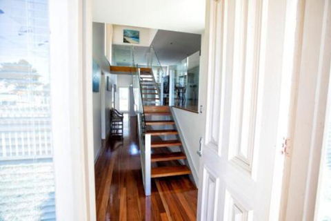 BELLA CASA - Accommodation Brisbane 3