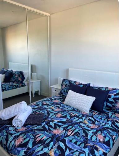 LOCATION LOCATION CITY VIEWS NETFLIX WIFI WINE - Accommodation Brisbane 5