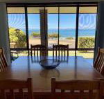 Beachside House - Accommodation Brisbane