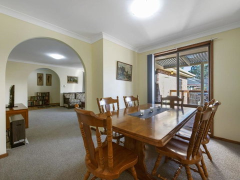 Buckland St. 29 Mollymook - Accommodation Brisbane 4