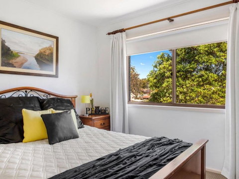Carroll Ave 85 Mollymook - Accommodation Brisbane 2