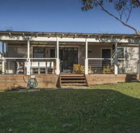 Lockhart Ave 76 - Accommodation Brisbane