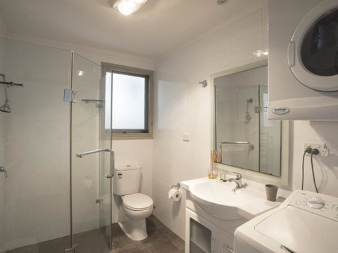 Mitchell Pde 116 - Accommodation Brisbane 1