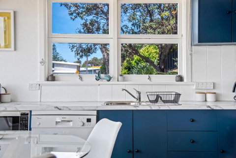 Mitchell Pde 31 Mollymook - Accommodation Brisbane 4